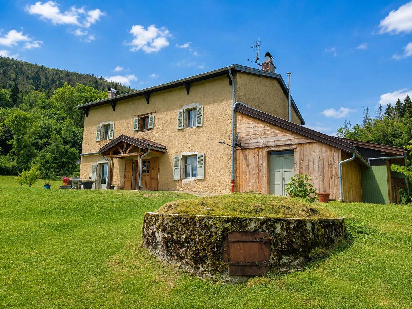 Maison 5 pièces 182 m² · à Les Rousses · 182,4 m² · 565 000 €