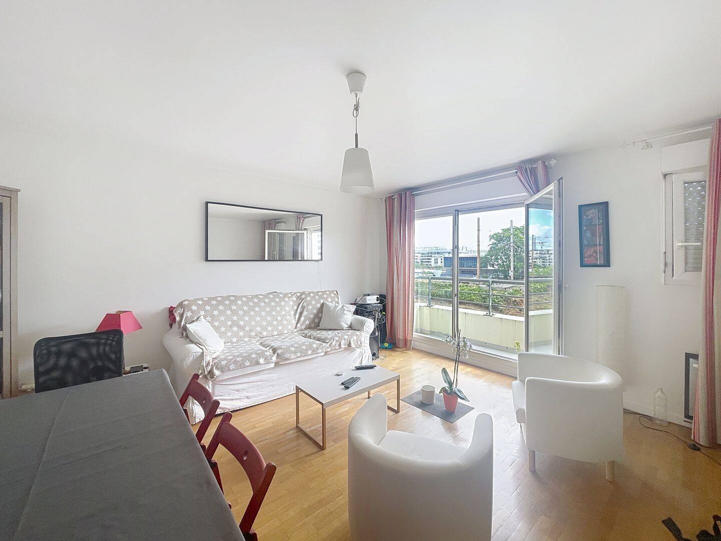 Appartement 2 pièces 50 m² · à Issy-les-Moulineaux · 50 m² · 1 600 €/mois