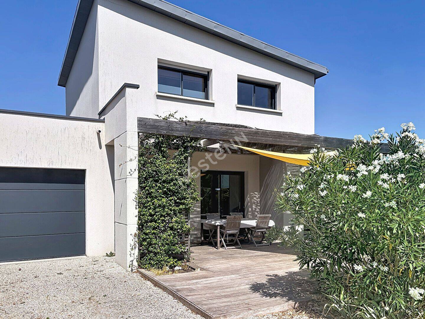 Maison 6 pièces 126 m² · à Cantenay-Épinard · 126 m² · 451 700 €