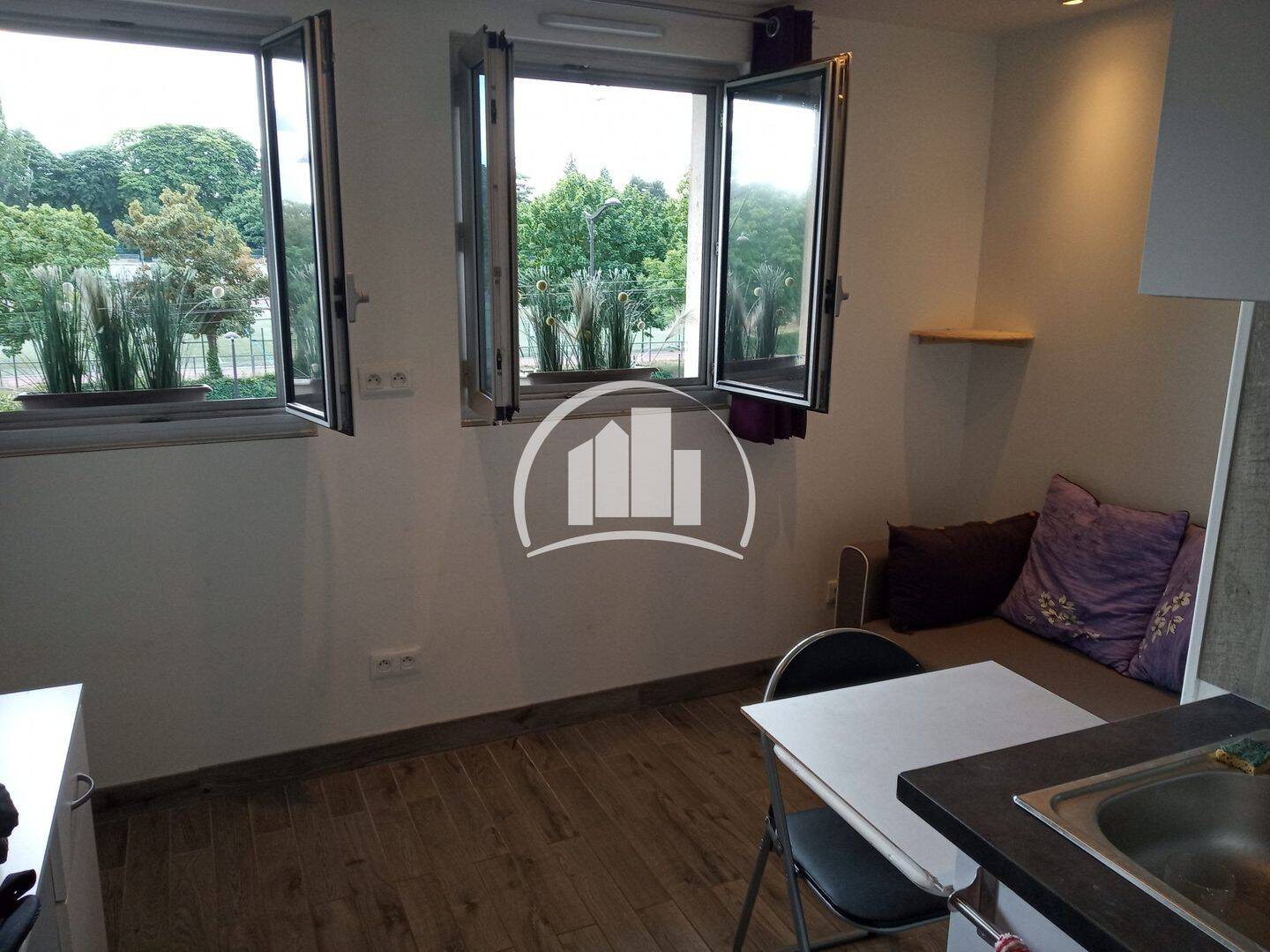 Appartement 1 pièce 12 m² · à Paris 12ème Arrondissement · 11,8 m² · 489 €