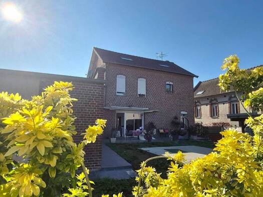 Maison à vendre 245 000 € 7 pièces 4 chambres 230 m² Noyelles-sur-Selle 59282