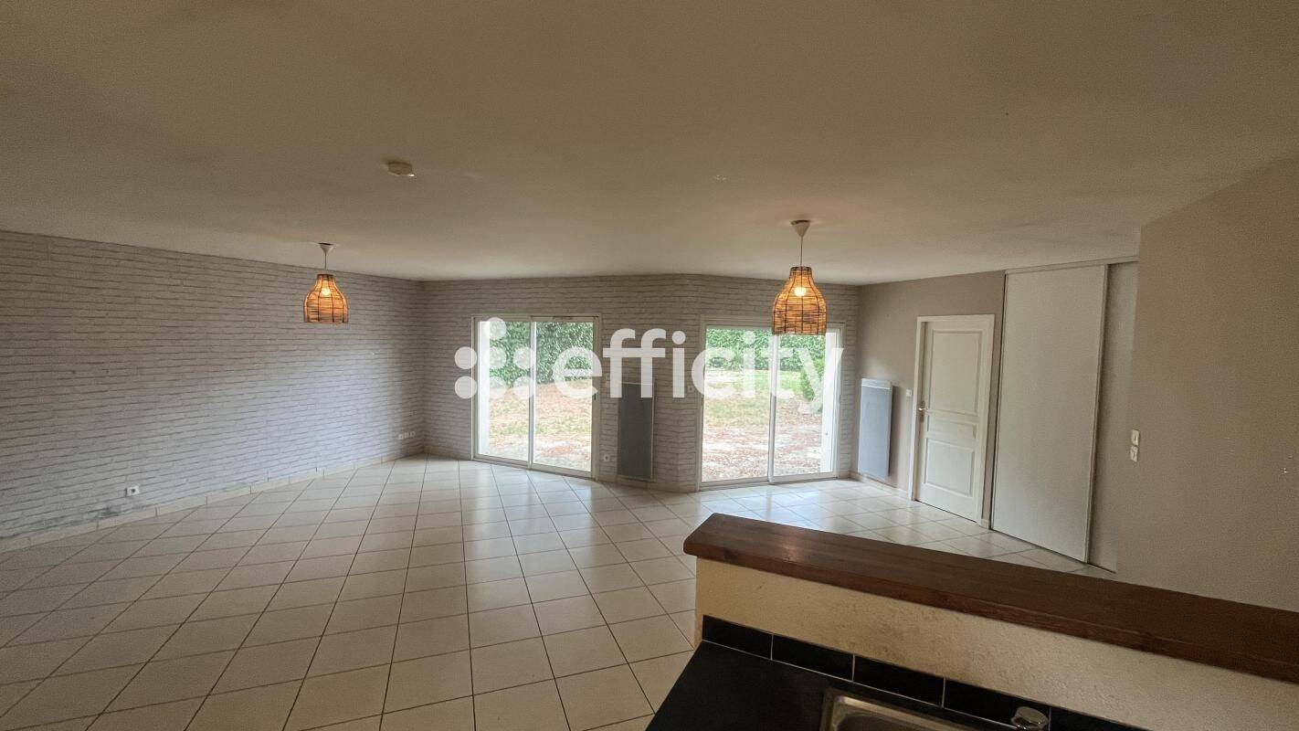 Maison 5 pièces 110 m² · à Saint-Groux · 110 m² · 173 000 €