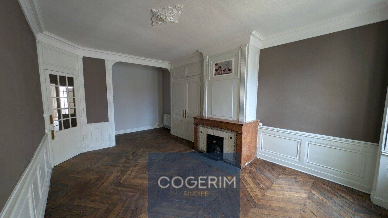 Appartement 3 pièces 106 m² · à Lyon 2ème Arrondissement · 106 m² · 1 290 €/mois