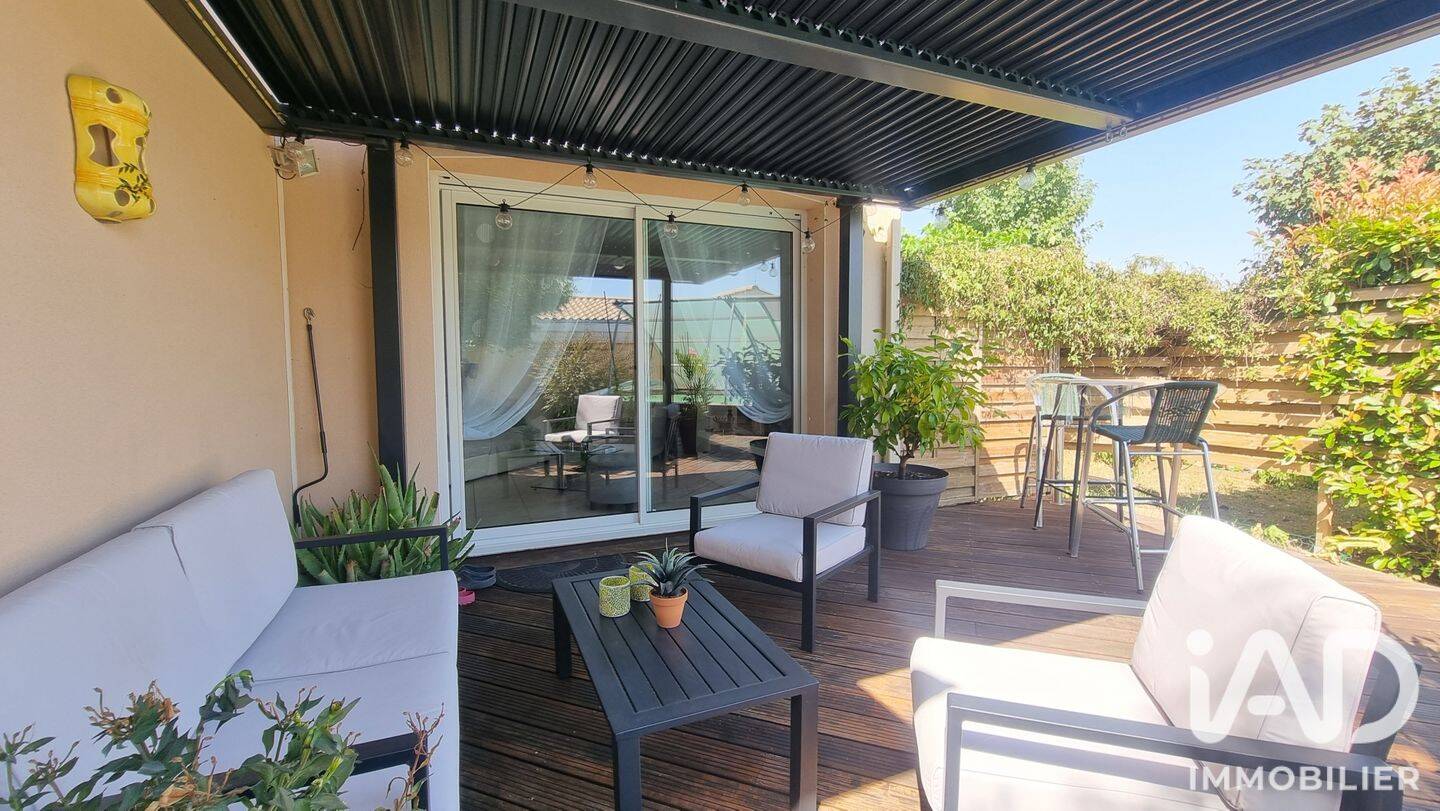 Maison 6 pièces 162 m² · à Saint-Laurent-de-la-Prée · 162 m² · 478 000 €