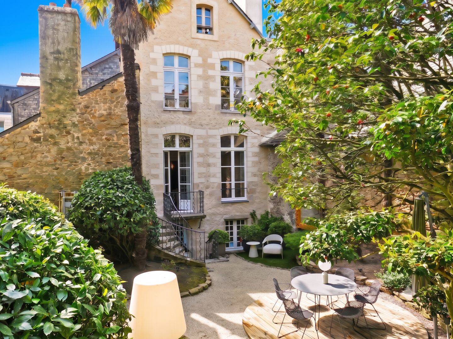 Maison 4 pièces 165 m² · à Vannes · 164,9 m² · 1 300 000 €