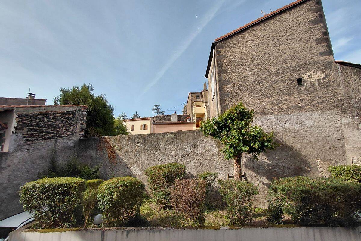 Appartement 3 pièces 60 m² · à Clermont-Ferrand · 60 m² · 125 000 €