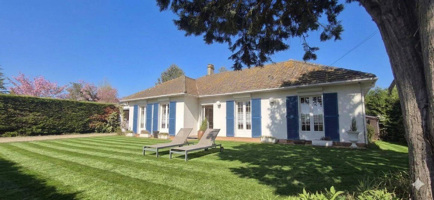 Maison 6 pièces 110 m² · à Camiers · 110 m² · 460 000 €