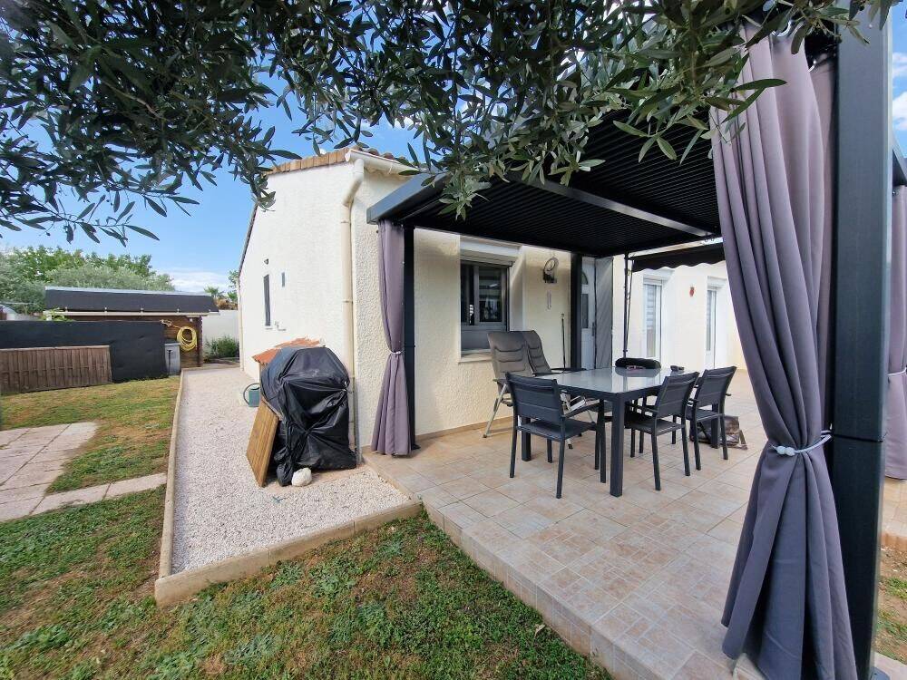Maison 5 pièces 90 m² · à Saint-Hilaire-de-Brethmas · 90 m² · 249 000 €
