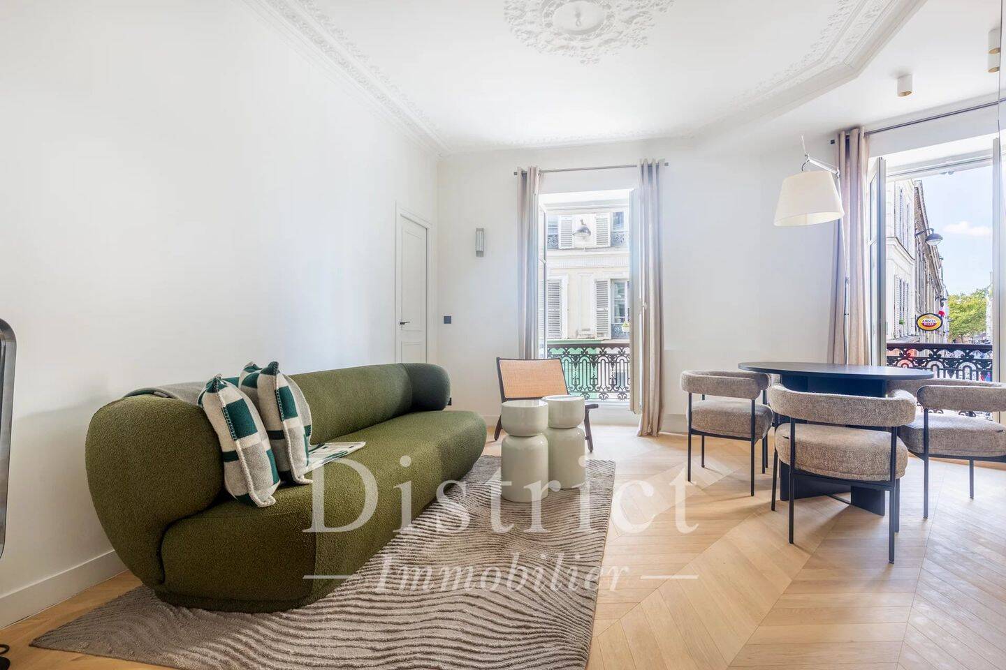 Appartement 3 pièces 57 m² · à Paris 18ème Arrondissement · 57 m² · 735 000 €