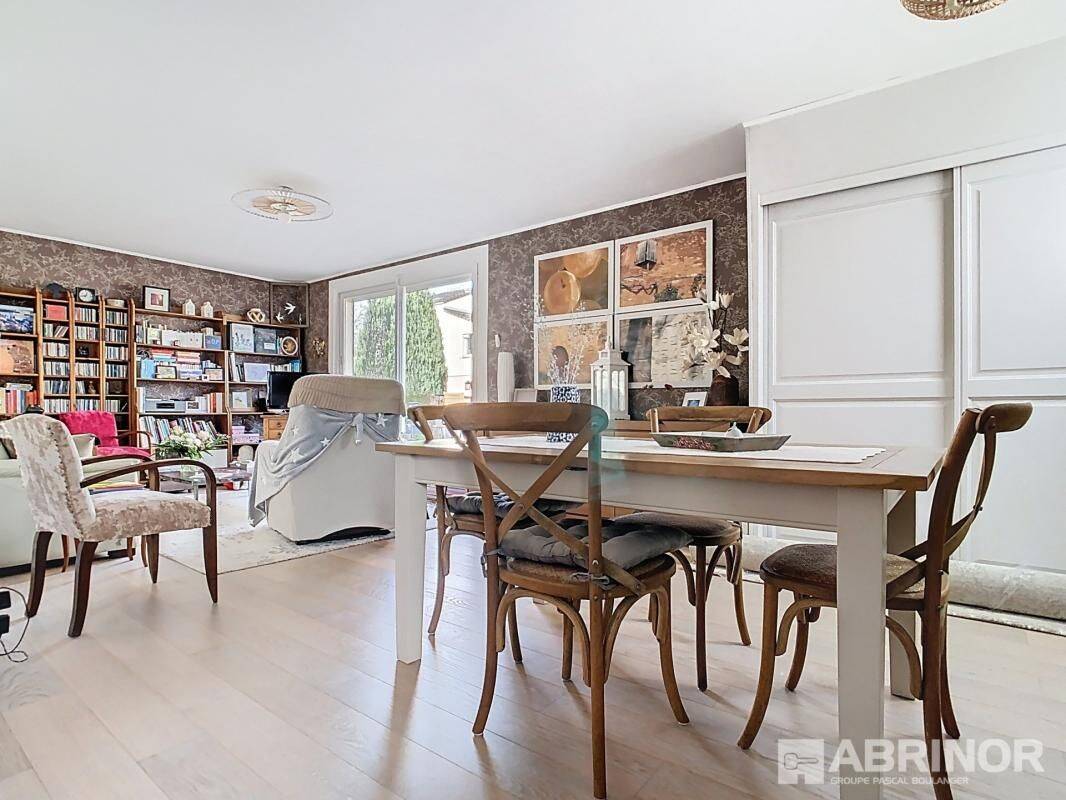 Appartement 3 pièces 78 m² · à Villeneuve-d'Ascq · 78 m² · 235 000 €