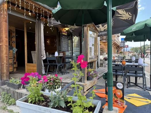 Restaurant à vendre Fonds de commerce 198 000 € 81,6 m² d'espace de restauration Centre-Village Les Deux Alpes 38860