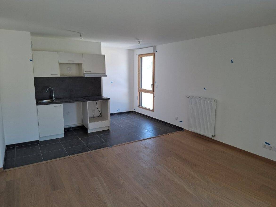 Appartement 3 pièces 65 m² · à Chambéry · 64,7 m² · 914 €/mois