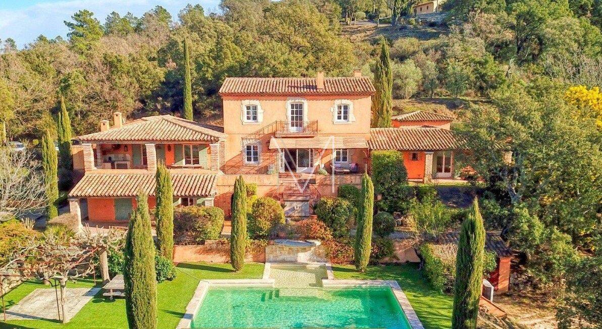 Maison 8 pièces 300 m² · à Le Plan-de-la-Tour · 300 m² · 2 690 000 €