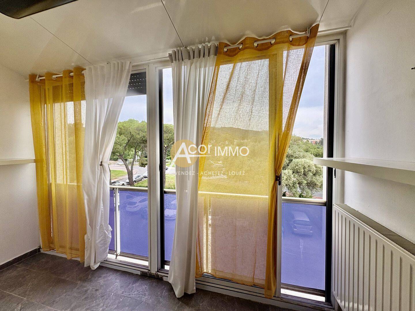Appartement 1 pièce 17 m² · à Hyères · 17 m² · 75 000 €
