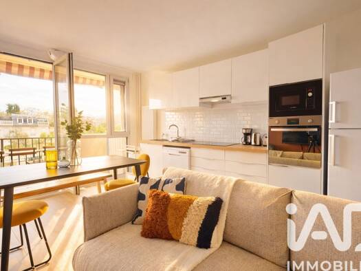 Appartement à vendre 550 000 € 7 pièces 6 chambres 91 m² 1er étage Gabriel Péri-Estienne d'Orves Colombes 92700