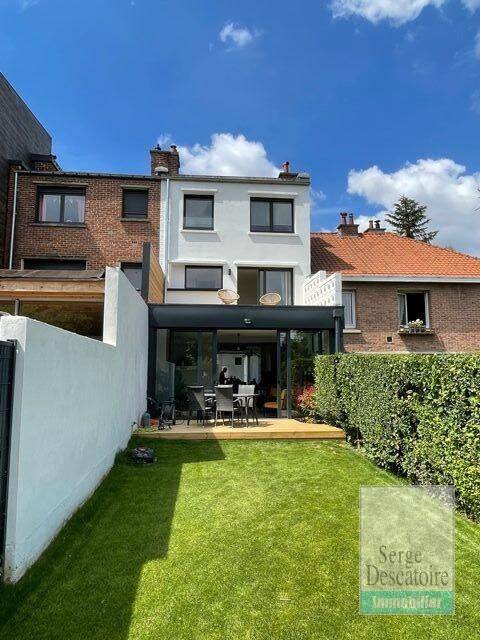 Maison 6 pièces 124 m² · à Marcq-en-Barœul · 124 m² · 2 391 €/mois