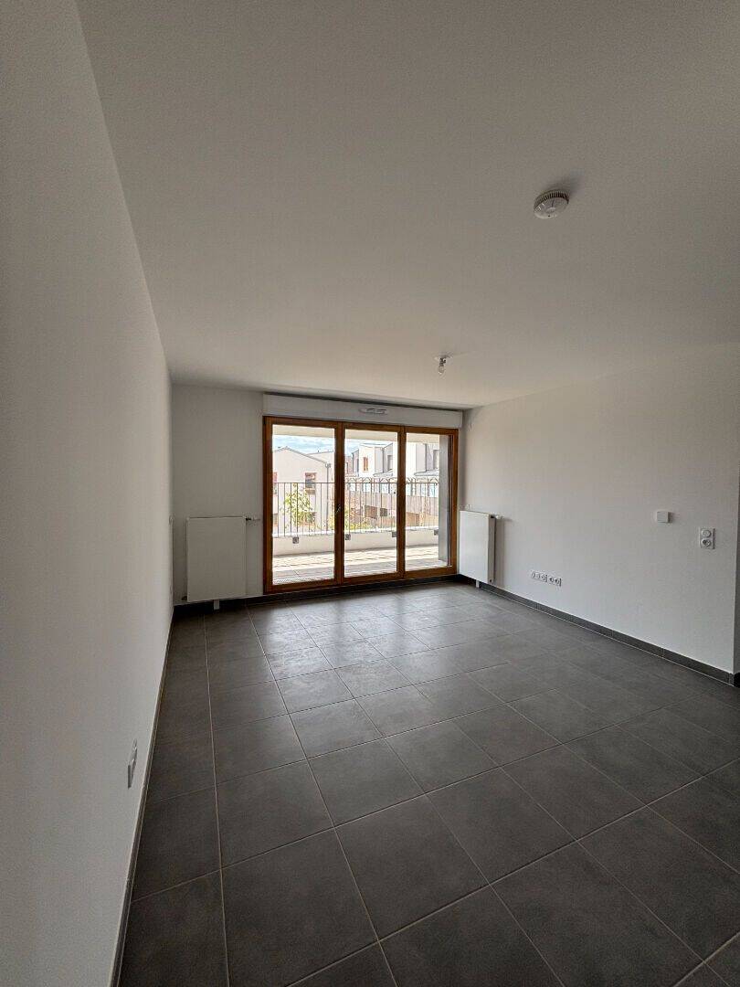 Appartement 2 pièces 43 m² · à Bussy-Saint-Georges · 42,7 m² · 825 €