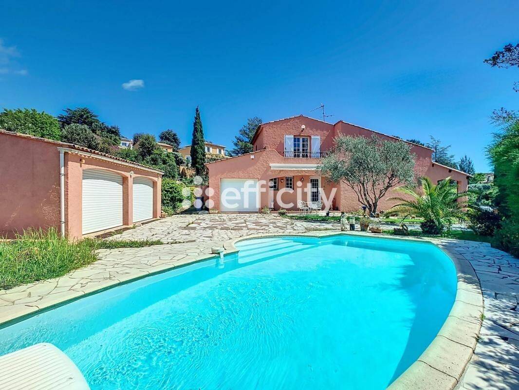Maison 5 pièces 128 m² · à Saint-Raphaël · 128 m² · 675 000 €
