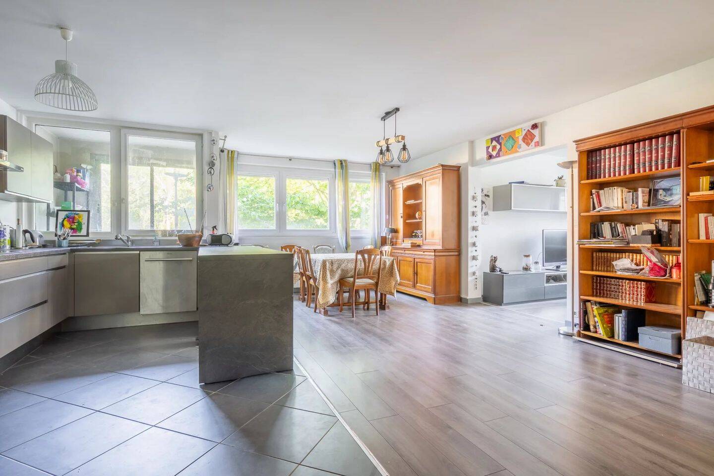 Appartement 5 pièces 105 m² · à Charenton-le-Pont · 105 m² · 650 000 €