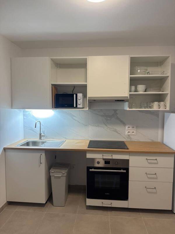 Appartement 2 pièces 60 m² · à Saint-Martin-de-Crau · 59,8 m² · 840 €/mois