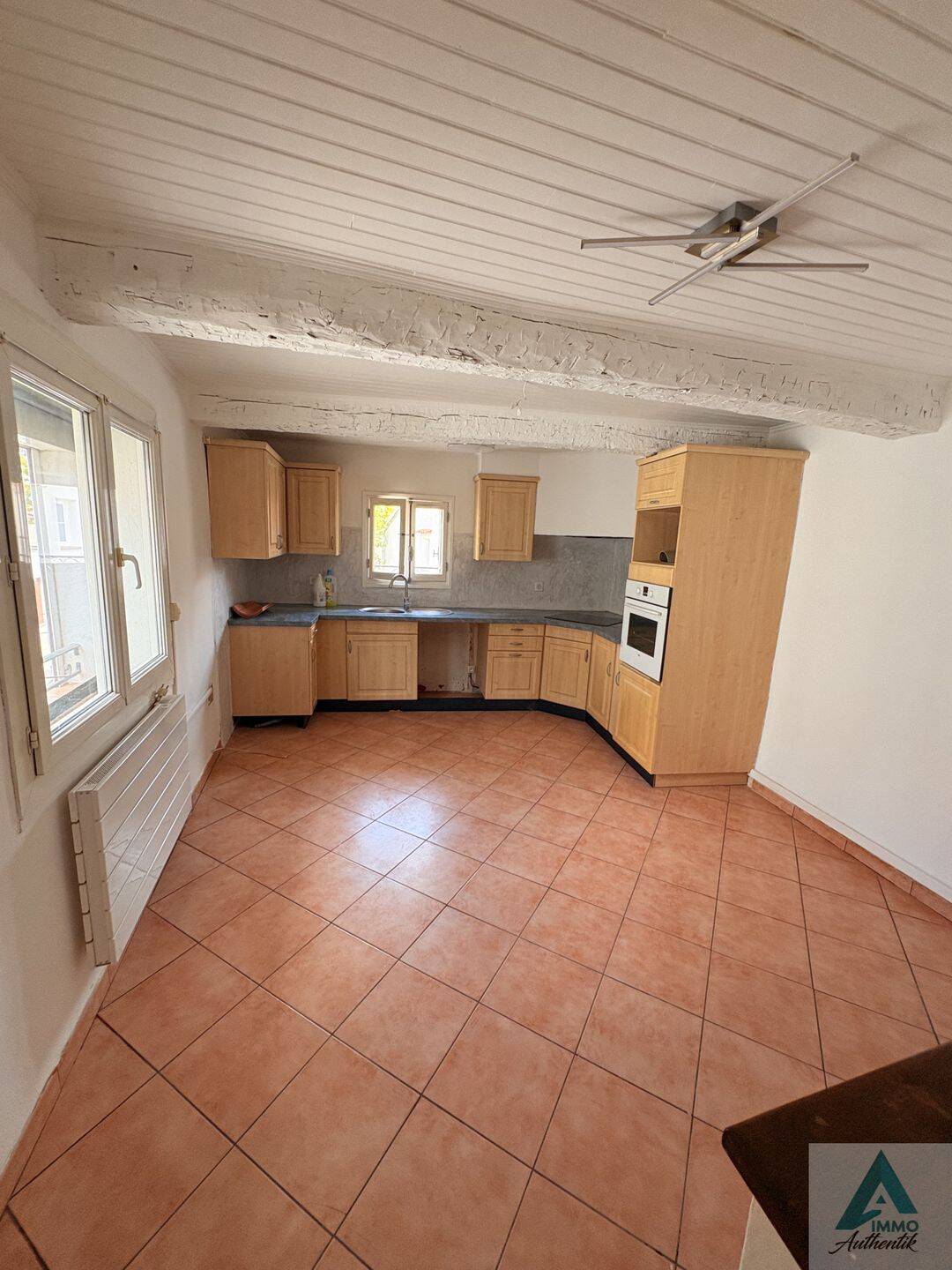 Appartement 3 pièces 75 m² · à Saint-Zacharie · 75,4 m² · 840 €