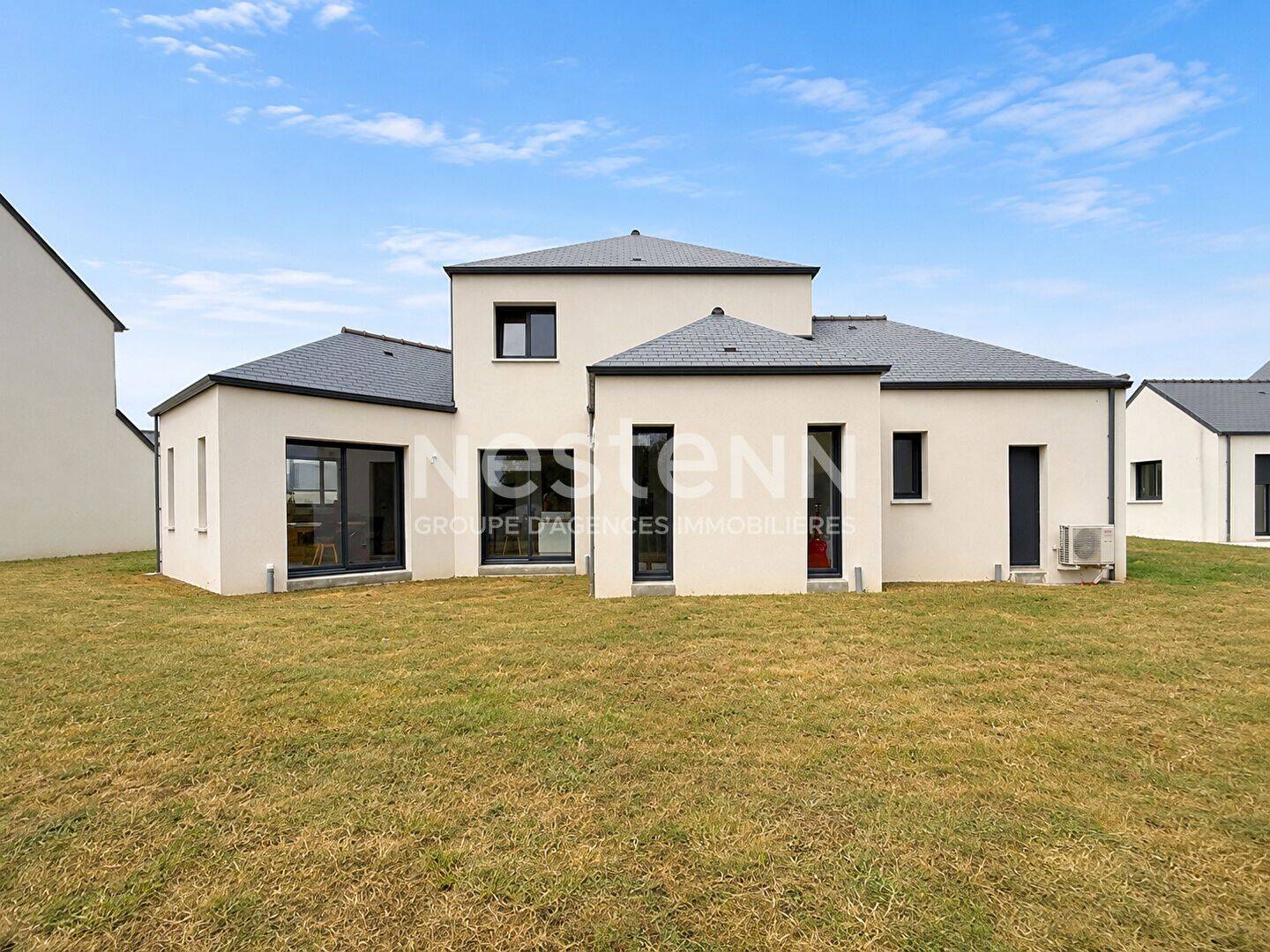 Maison 7 pièces 144 m² · à Locminé · 144 m² · 378 000 €