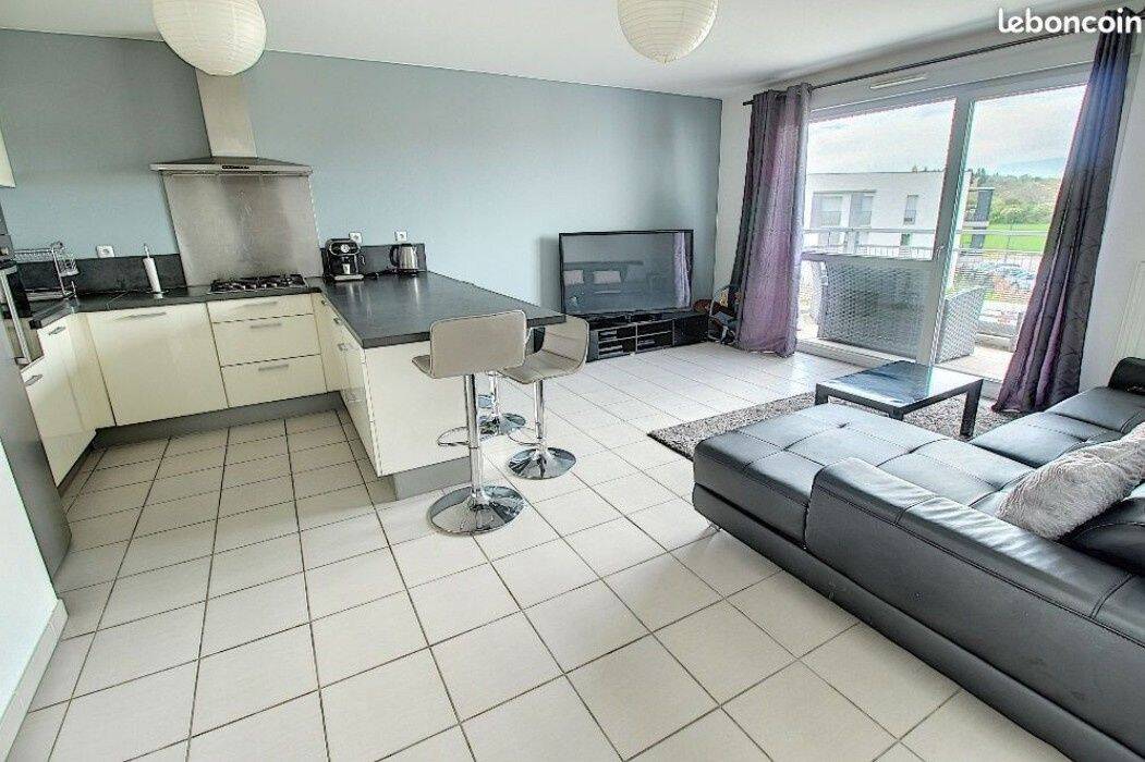 Appartement 4 pièces 80 m² · à Villefontaine · 80,3 m² · 1 000 €