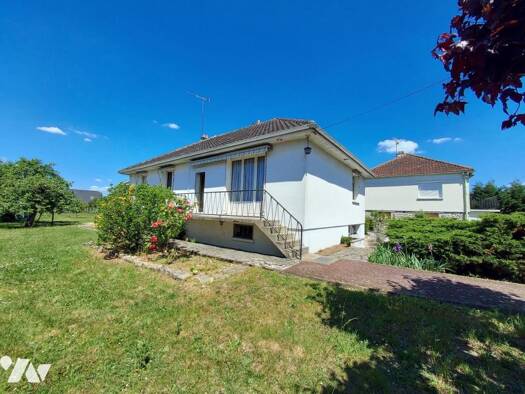 Maison à vendre 173 000 € 4 pièces 3 chambres 115 m² 1 499 m² de terrain Amilly 45200