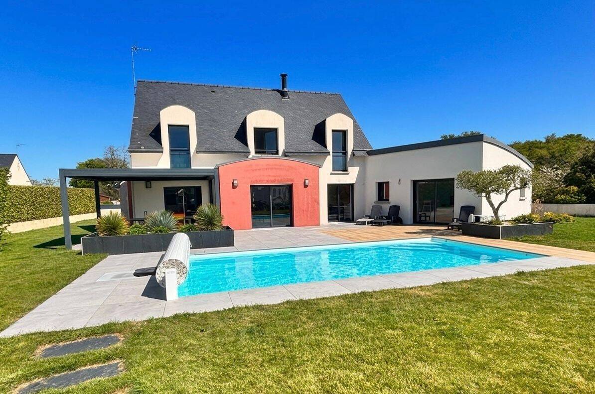 Maison 7 pièces 197 m² · à Quimperlé · 197 m² · 599 000 €