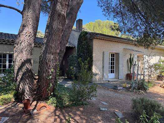 Maison à vendre 670 000 € 5 pièces 4 chambres 175 m² 1 088 m² de terrain Montagne des Chèvres Villeneuve-lès-Avignon 30400