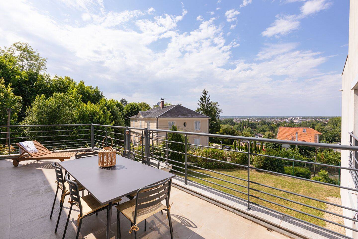 Maison 7 pièces 218 m² · à Bougival · 218 m² · 995 000 €