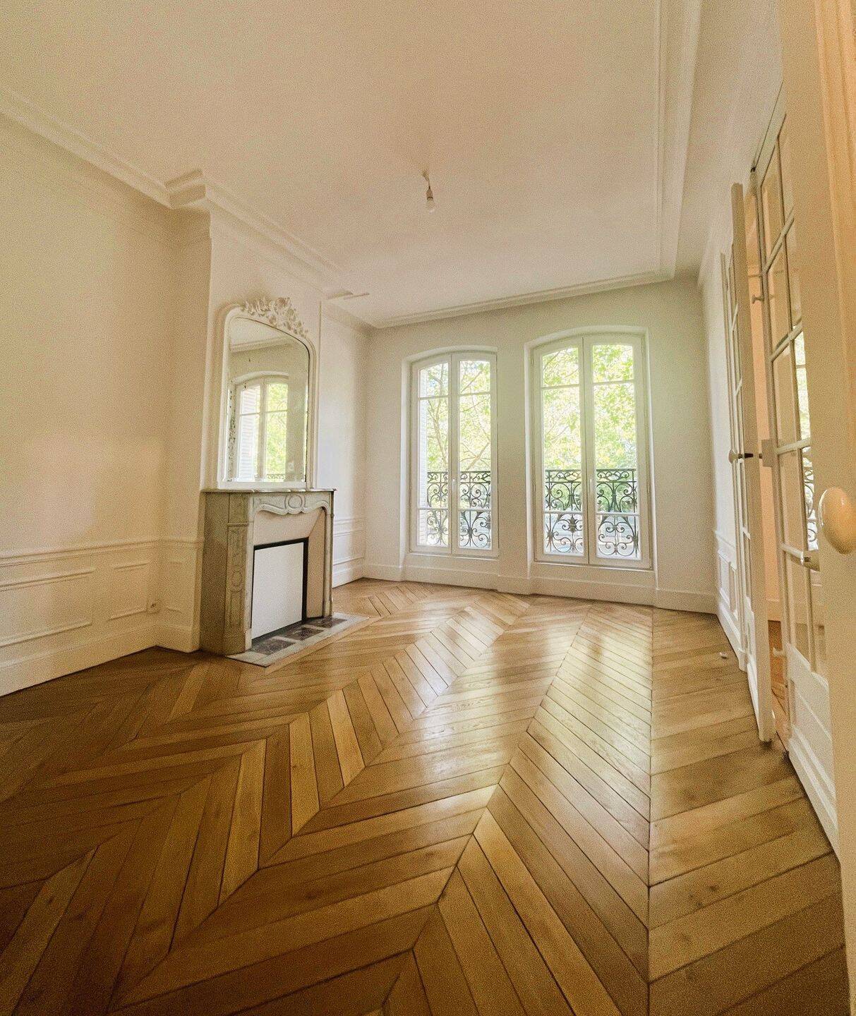 Appartement 4 pièces 76 m² · à Paris 12ème Arrondissement · 76 m² · 2 200 €