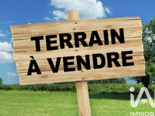 Terrain constructible viabilisé à vendre 88 000 € 741 m² de terrain Saint-Sauveur 33250