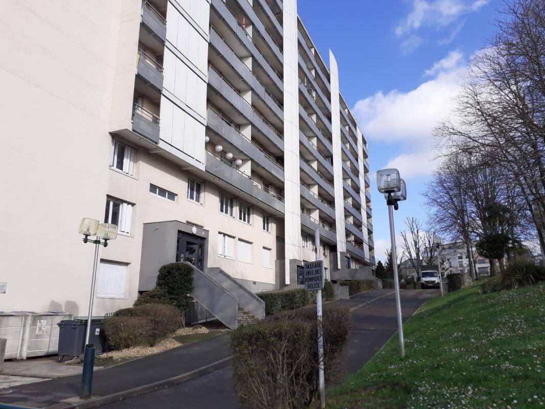 Appartement 5 pièces 88 m² · à Joinville-le-Pont · 88 m² · 316 600 €