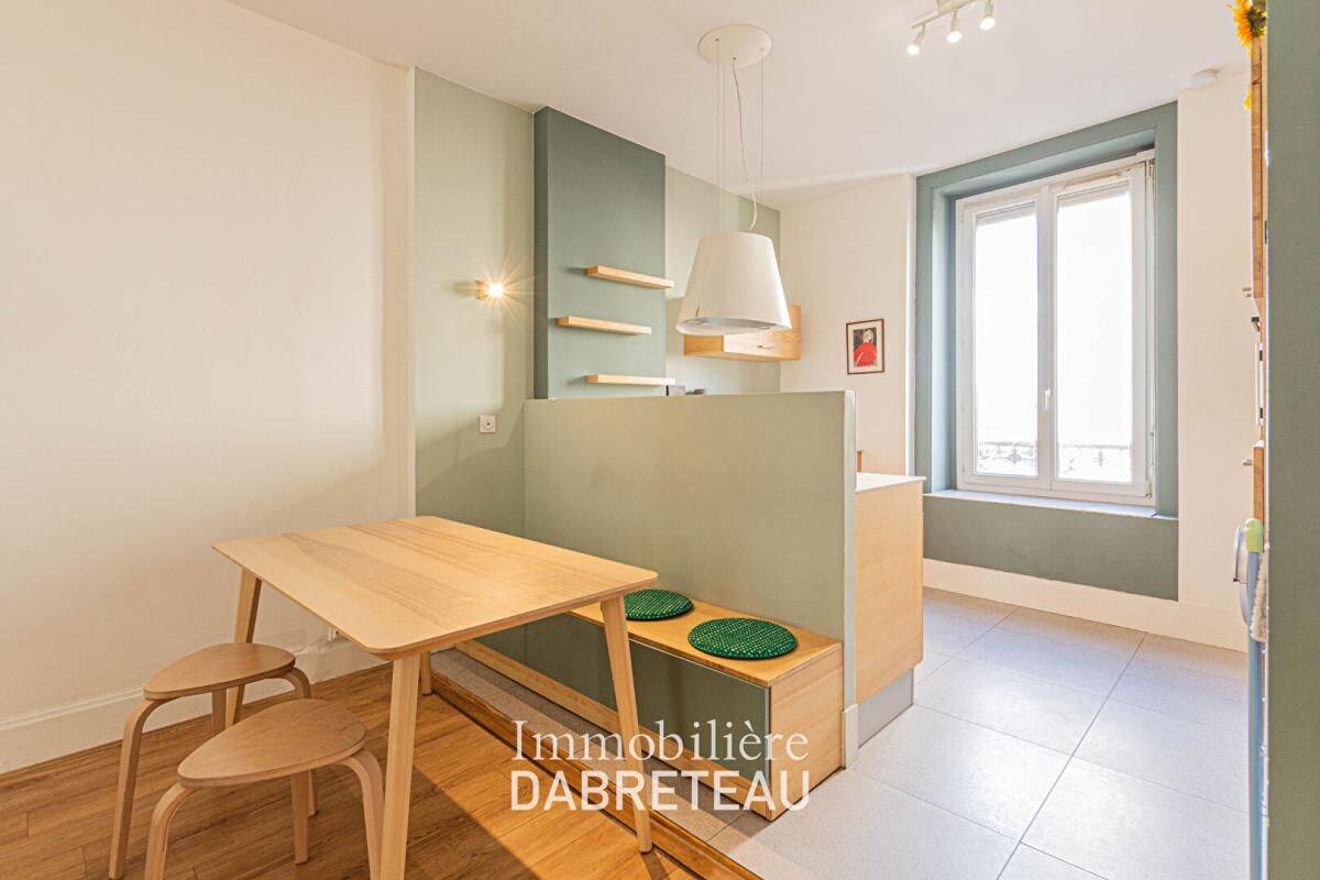 Appartement 3 pièces 64 m² · à Lyon 7ème Arrondissement · 64 m² · 236 000 €