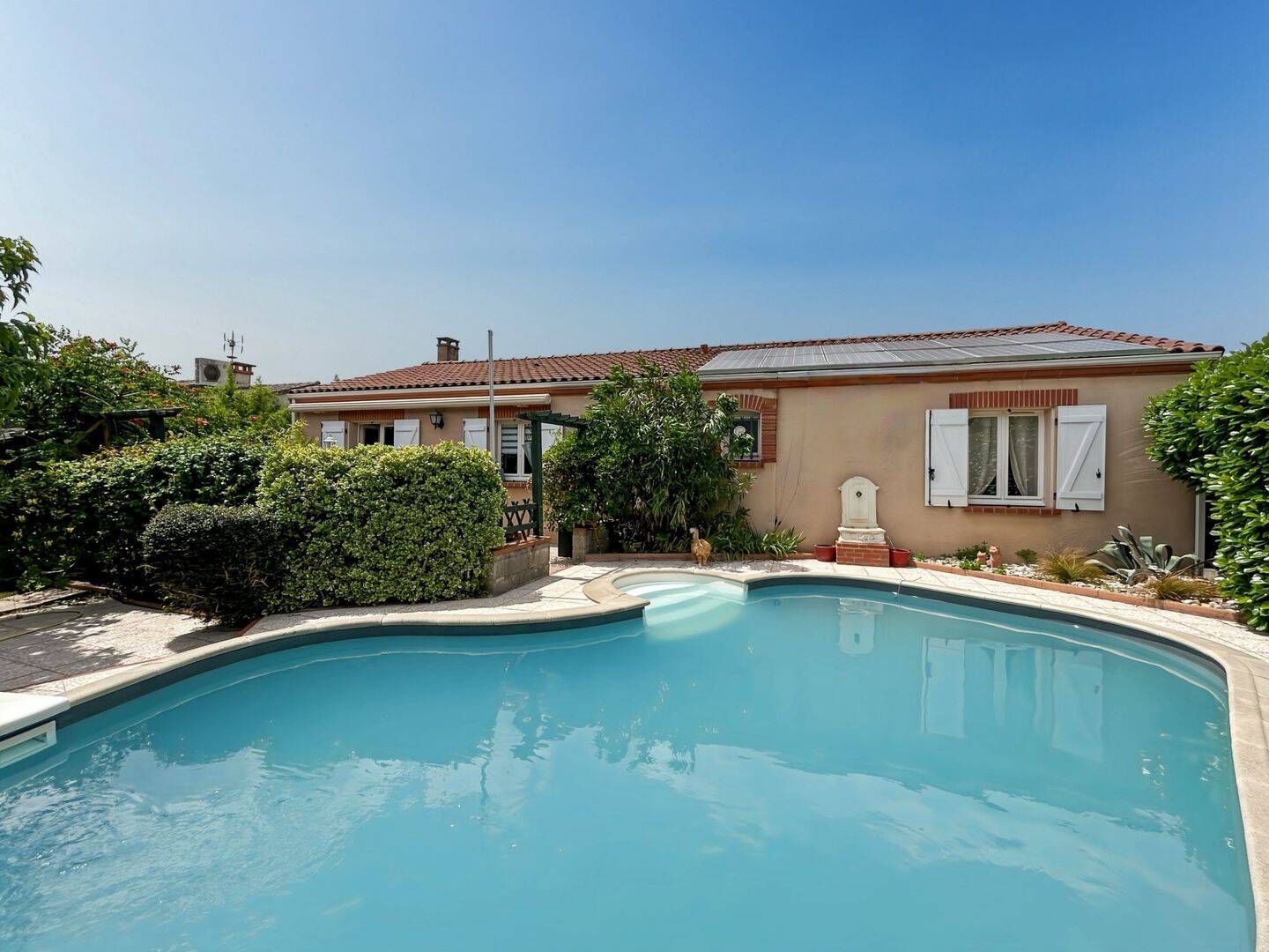 Maison 4 pièces 104 m² · à Frouzins · 104 m² · 356 000 €
