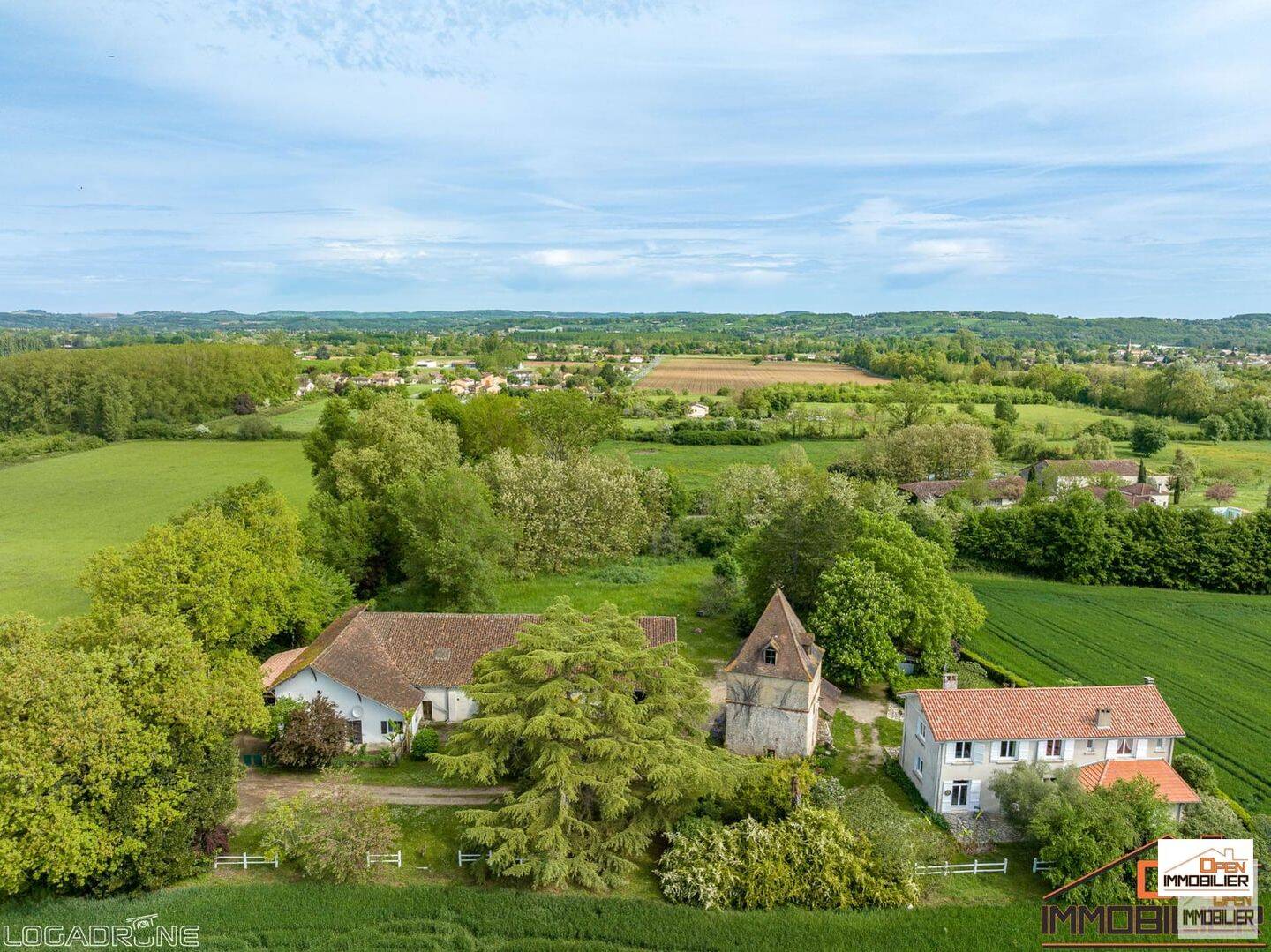 Maison 10 pièces 215 m² · à Bias · 215 m² · 339 000 €