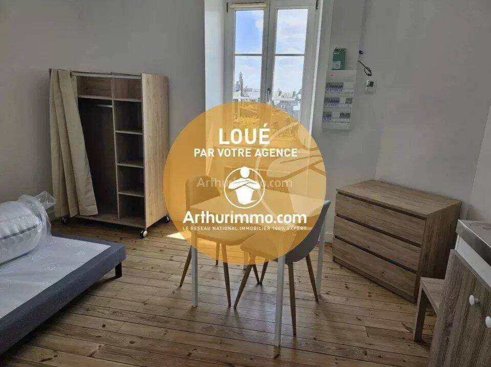 Appartement 1 pièce 17 m² · à Dinan · 16,7 m² · 555 €