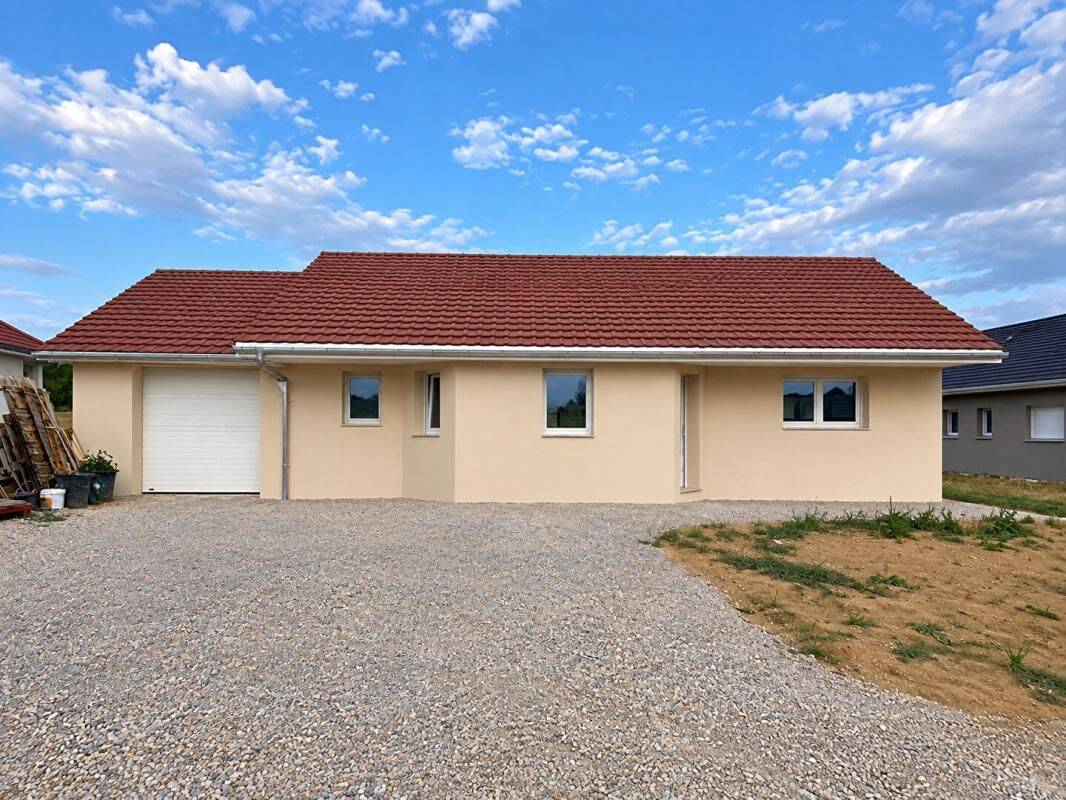 Maison 5 pièces 124 m² · à Valonne · 124 m² · 190 000 €