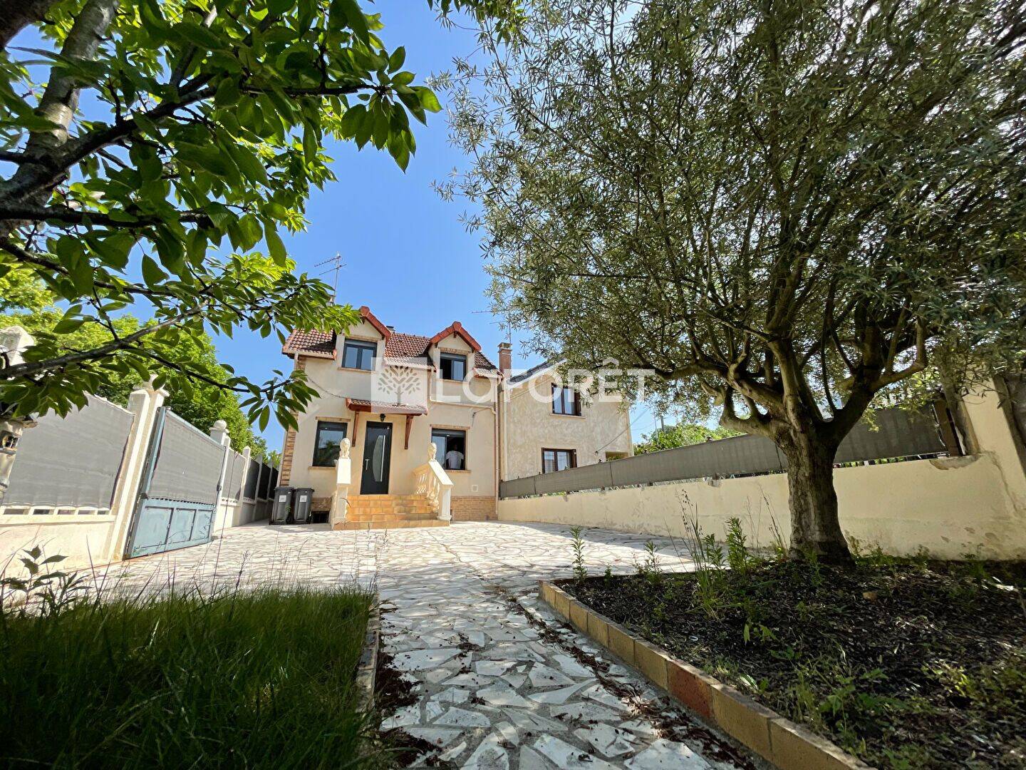 Maison 5 pièces 85 m² · à Nanterre · 84,6 m² · 560 000 €