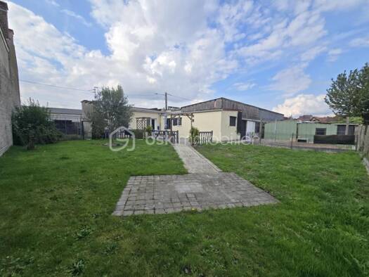 Maison de plain-pied à vendre 154 990 € 3 pièces 2 chambres 80 m² 500 m² de terrain Carvin 62220