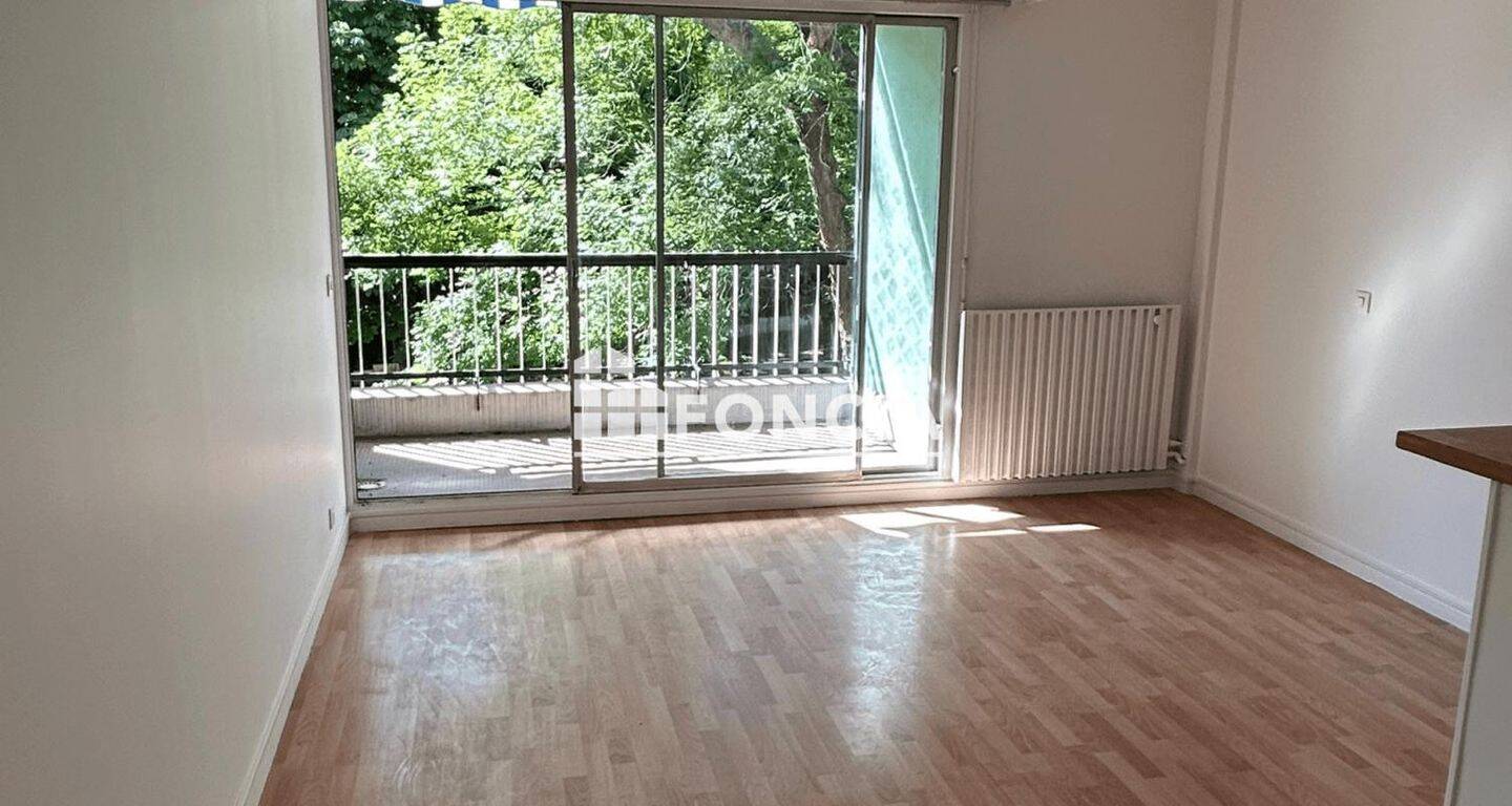 Appartement 1 pièce 23 m² · à Sceaux · 22,5 m² · 750 €