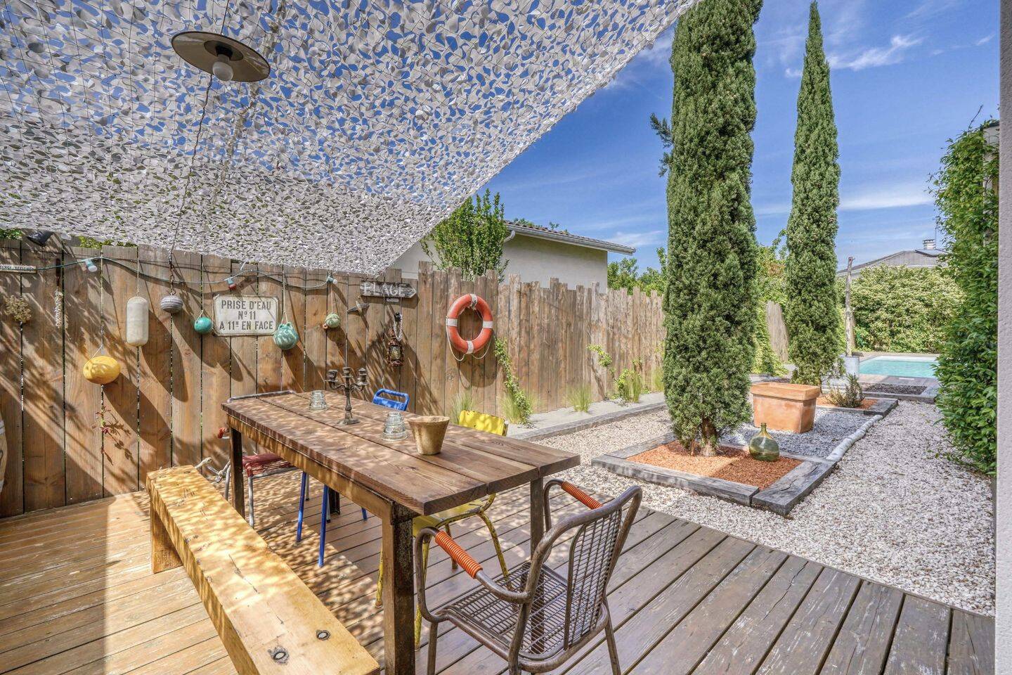 Maison 7 pièces 228 m² · à Saint-Médard-en-Jalles · 228 m² · 842 000 €