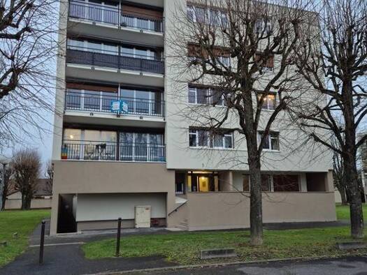 Appartement à louer 930 € 2 pièces 1 chambre 44 m² Centre Nord Tournan-en-Brie 77220