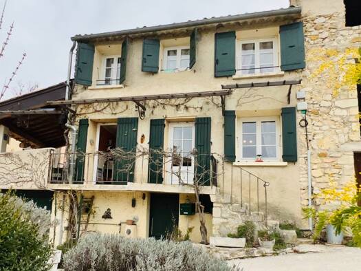 Maison à vendre 325 000 € 4 pièces 2 chambres 110 m² 265 m² de terrain Aurel 84390