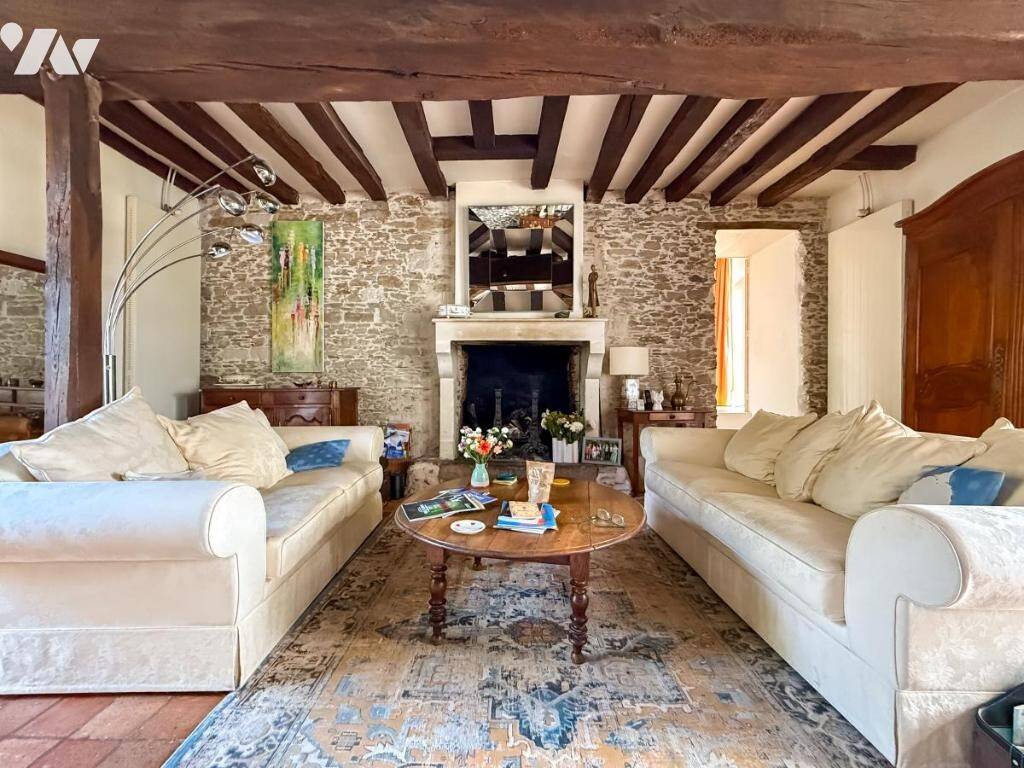 Maison 10 pièces 237 m² · à Sucé-sur-Erdre · 237 m² · 695 000 €