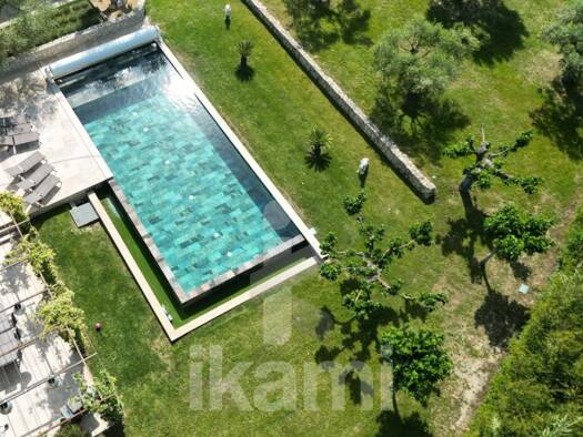 Maison à vendre 1 799 000 € 15 pièces 9 chambres 503 m² 3 033 m² de terrain Saint-Rémy-de-Provence 13210