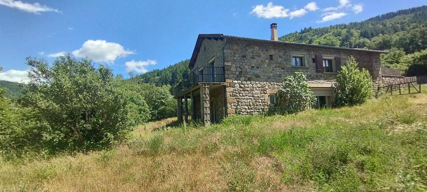 Maison 6 pièces 110 m² · à Saint-Martin-de-Valamas · 110 m² · 229 000 €