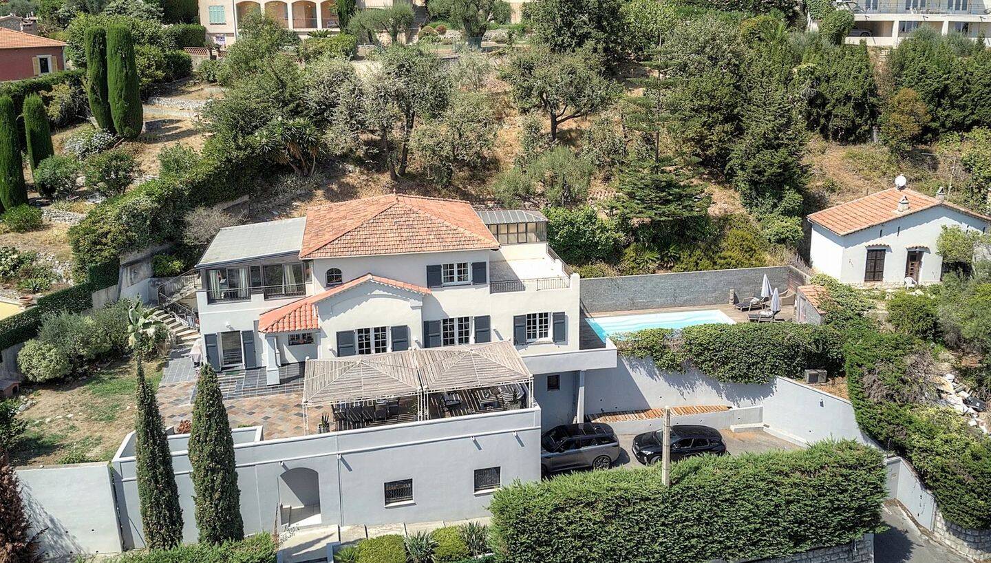 Maison 251 m² · à Vence · 250,7 m² · 2 390 000 €