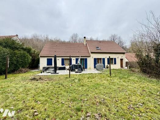 Maison à vendre 375 000 € 7 pièces 6 chambres 155 m² 896 m² de terrain Pont-Sainte-Maxence 60700